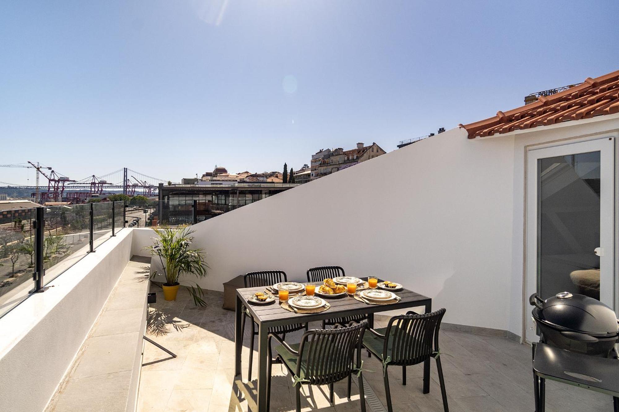 Whome Brand New Rooftop With River View Appartement *